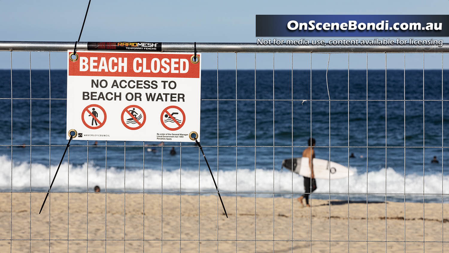20200418 bronte beach closure5