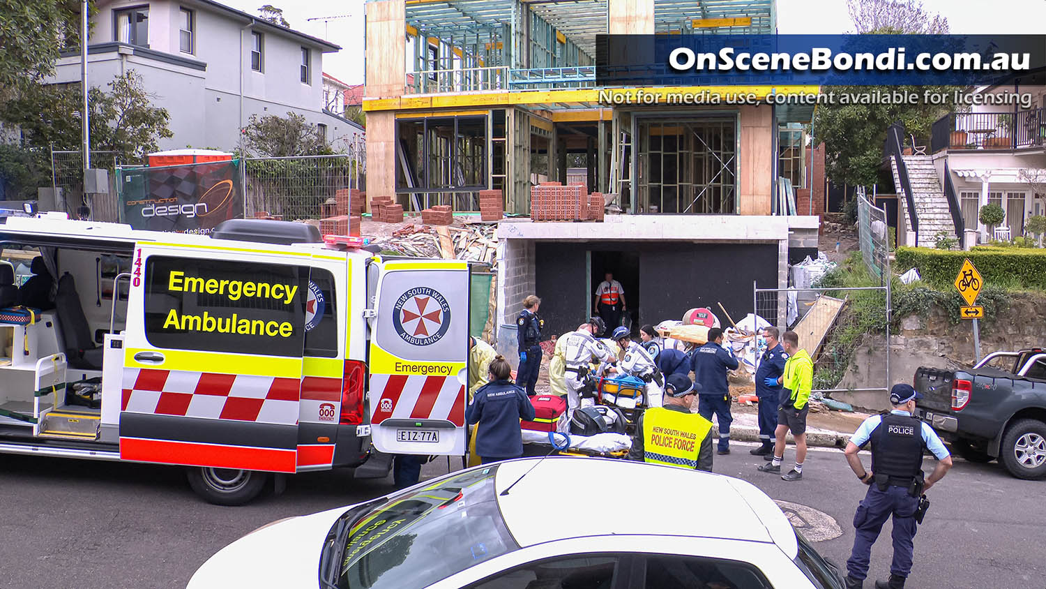 Builder in serious condition after construction site fall in Bellevue Hill